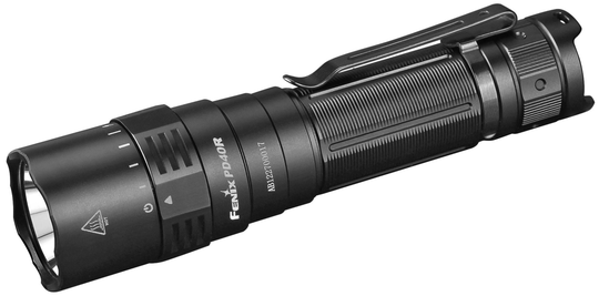 Fenix PD40R V2.0 käsivalaisin