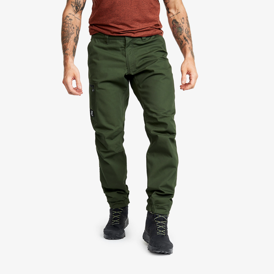 Outdoor Basic Pants Miehet Forest Green, Koko:L - Ulkoiluhousut, Vaellushousut & Retkeilyhousut